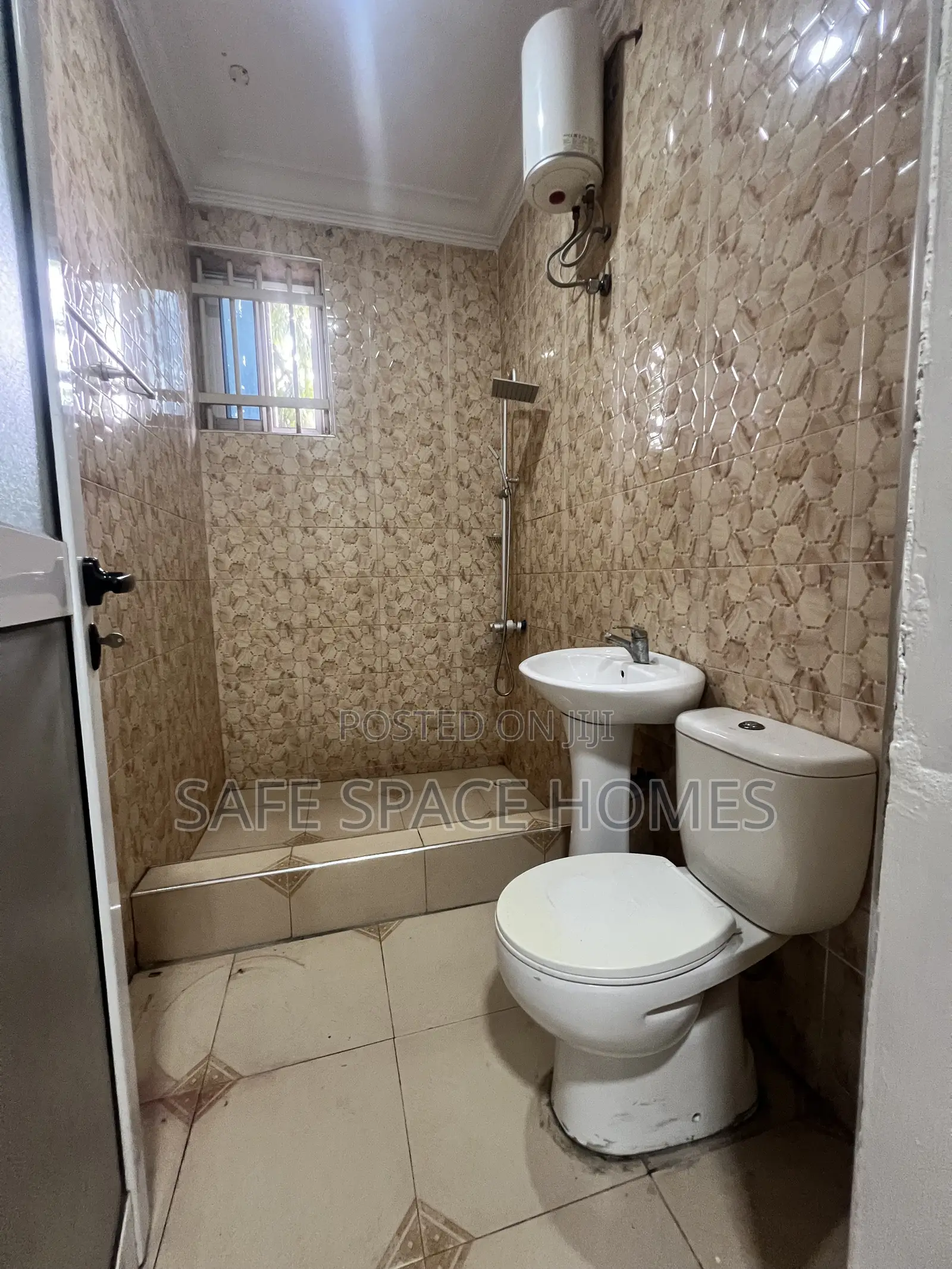 2bdrm Apartment in Burma Camp for rent