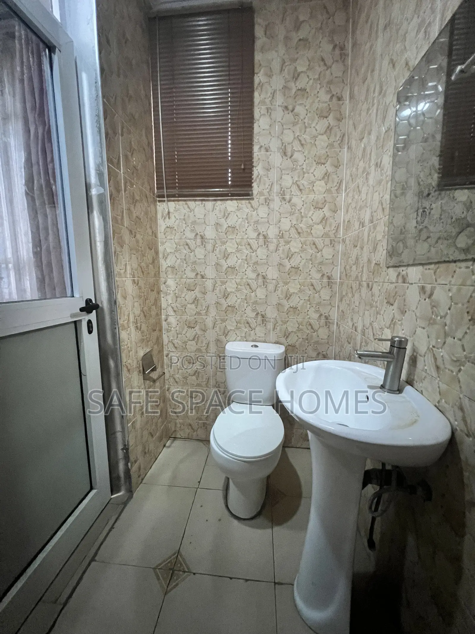 2bdrm Apartment in Burma Camp for rent