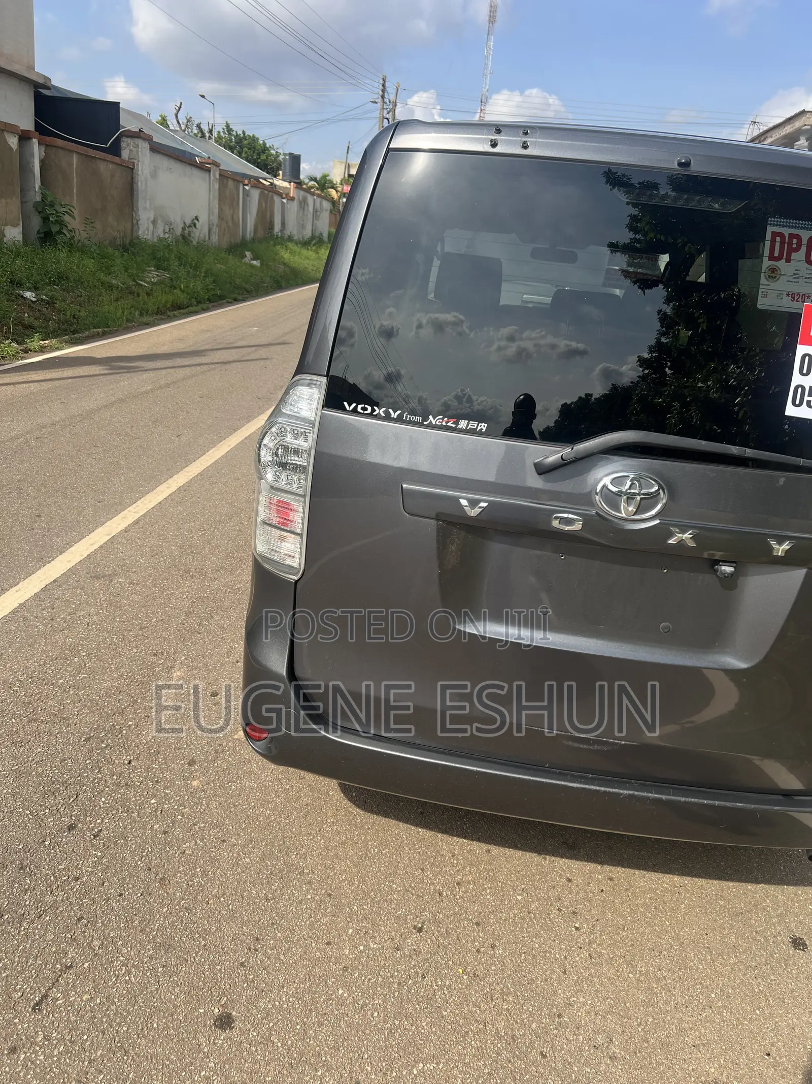 Toyota Voxy 2012 Gray