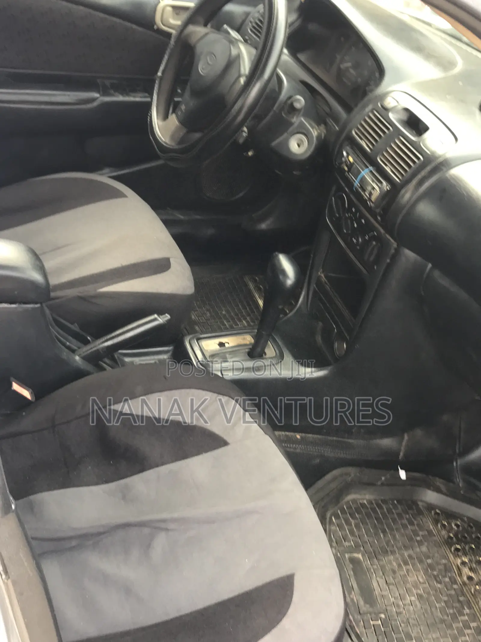 Toyota Corolla Sedan Automatic 2003 Silver
