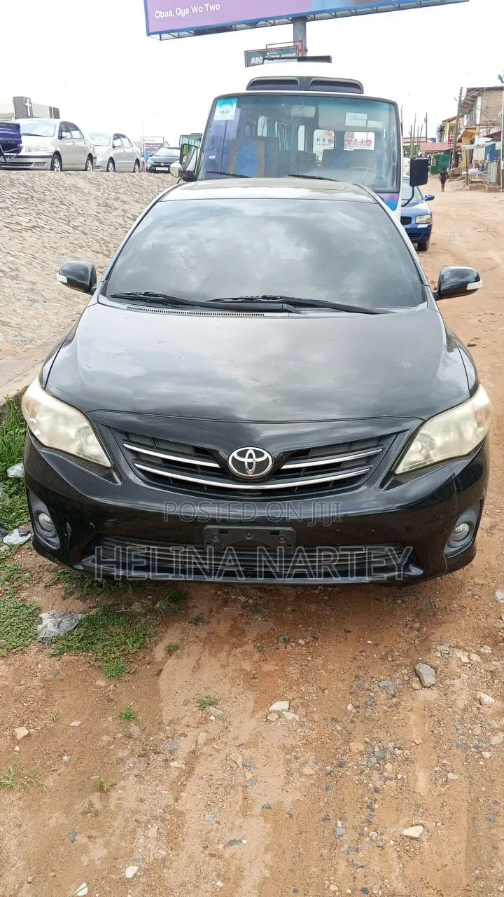 Toyota Corolla 2011 Black
