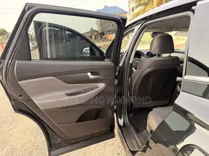 Hyundai Santa Fe SE 2.4 AWD 2020 Black
