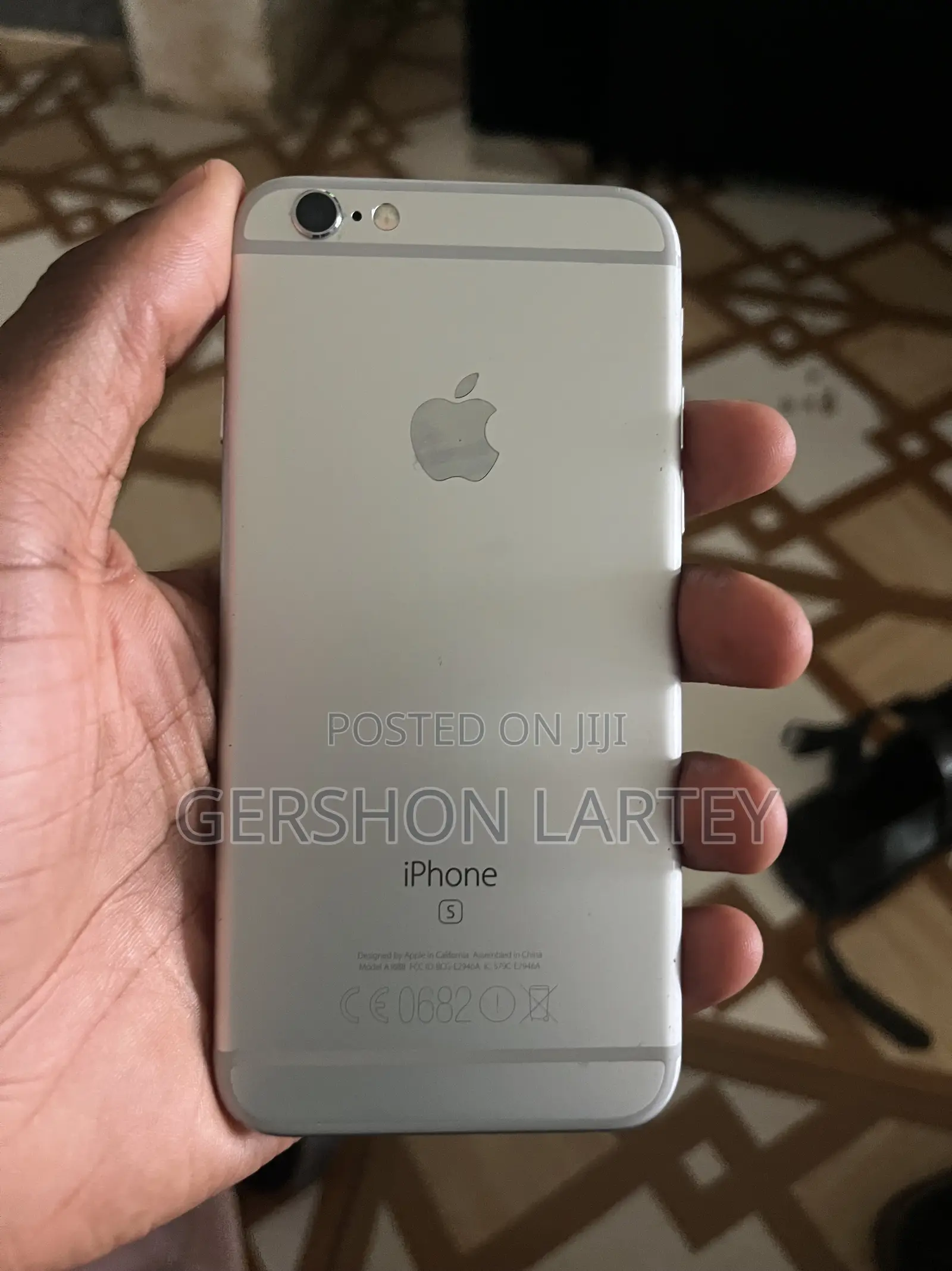 Apple iPhone 6s 16 GB Gray