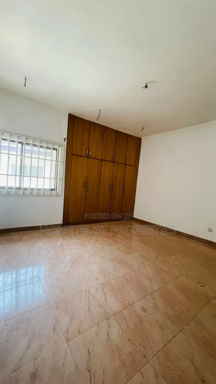 6bdrm House in North Legon for rent