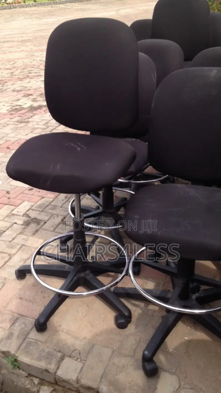 Used Lot of Chairs