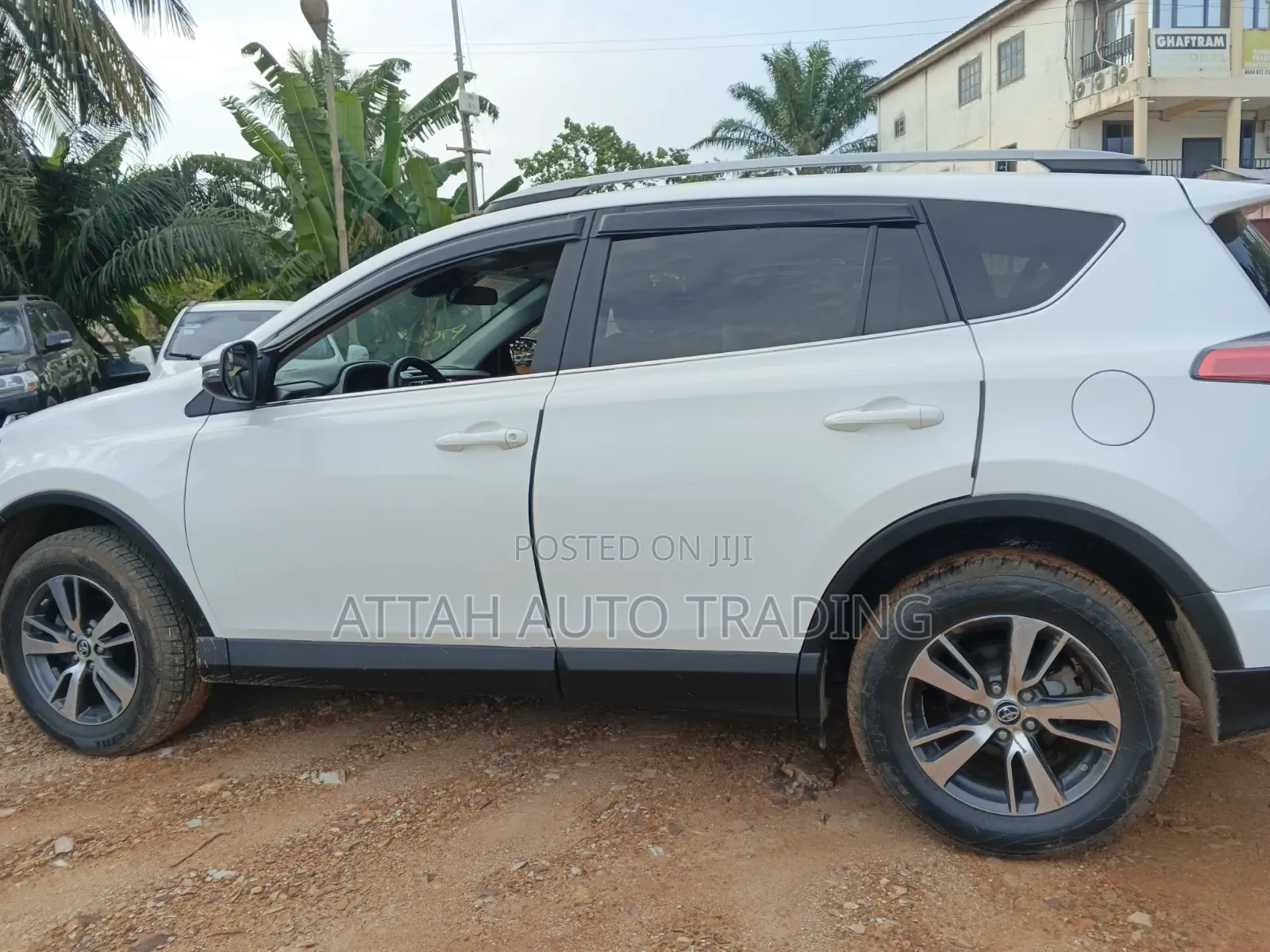 Toyota RAV4 2017 White