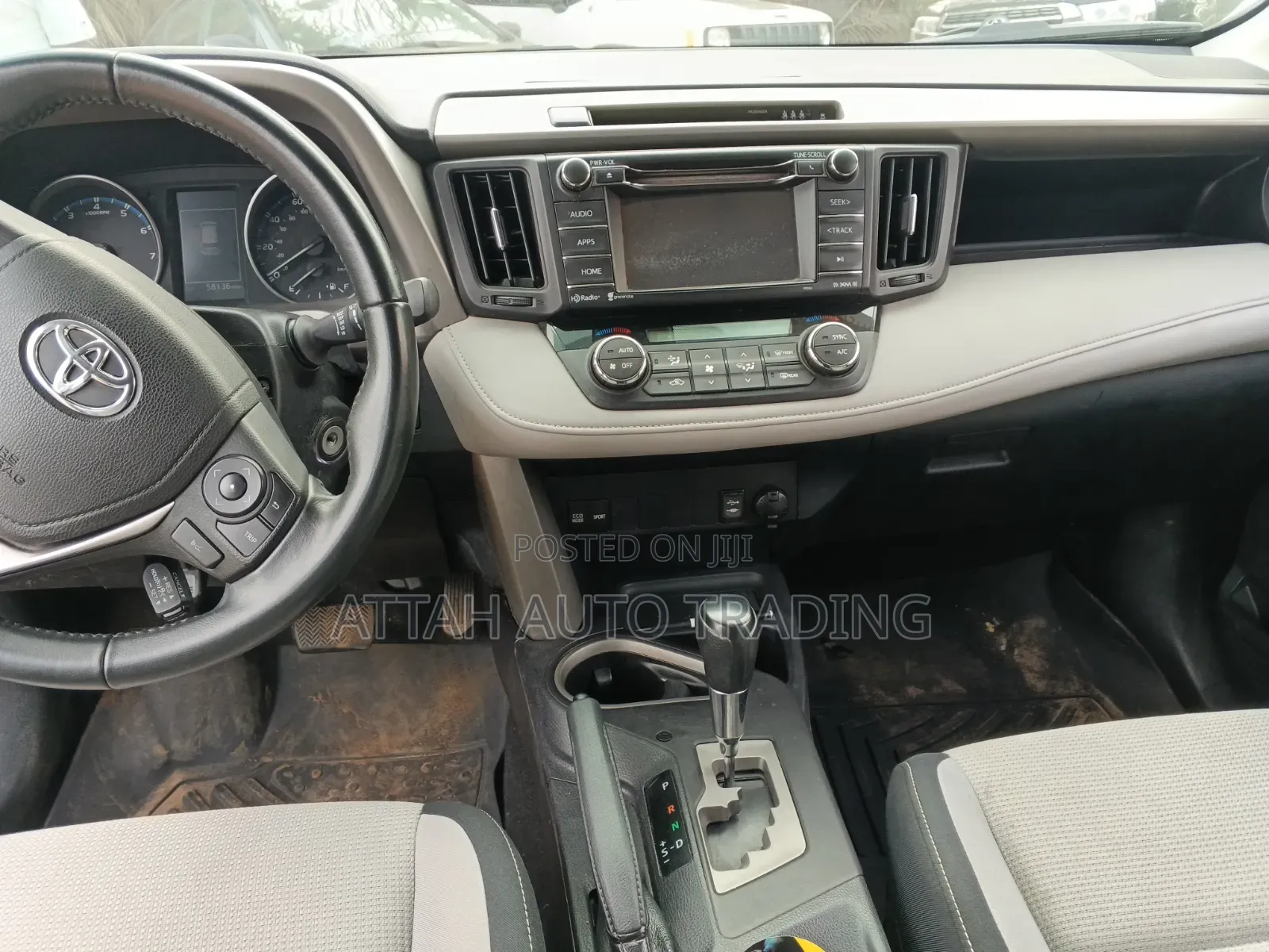 Toyota RAV4 2017 White