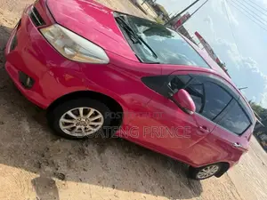 Toyota Vitz 1.3 AWD 3dr 2012 Pink