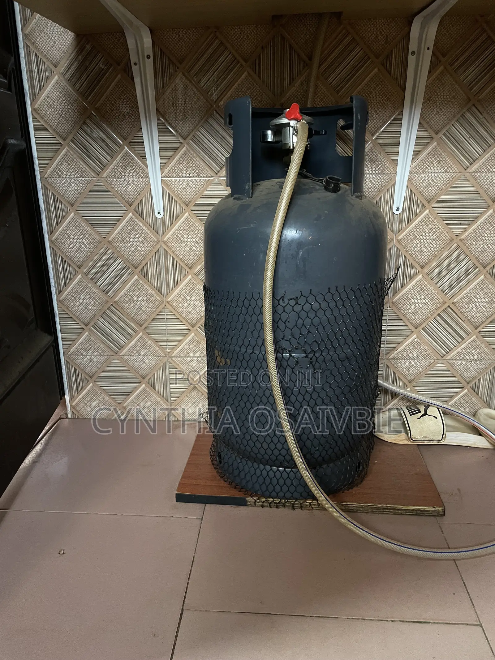 Gas Cylinder