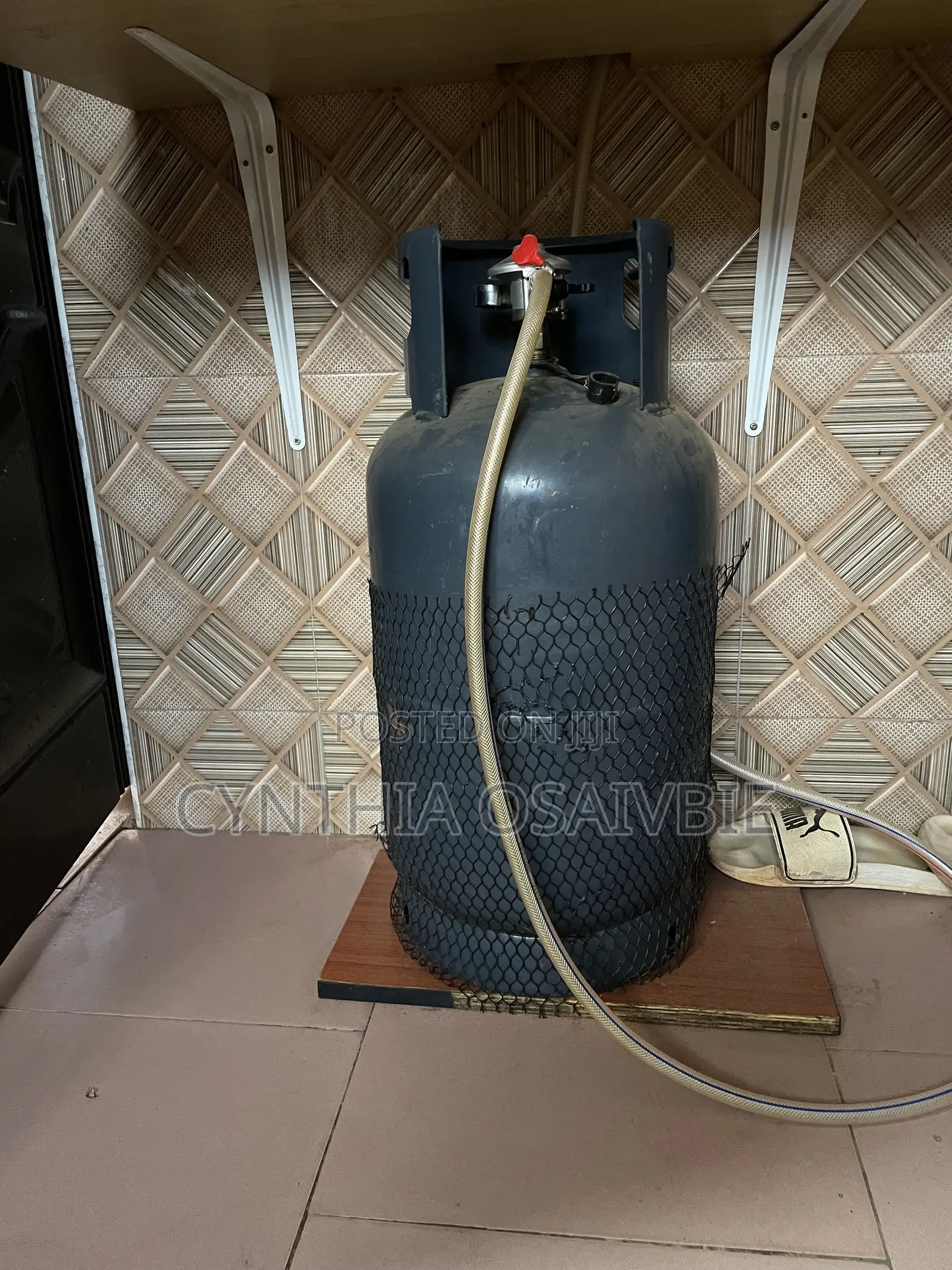 Gas Cylinder