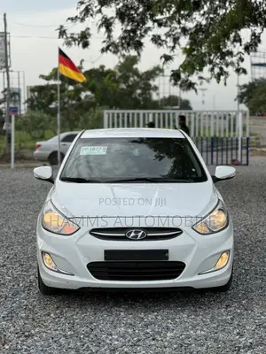 Hyundai Accent SE Sedan 2016 White