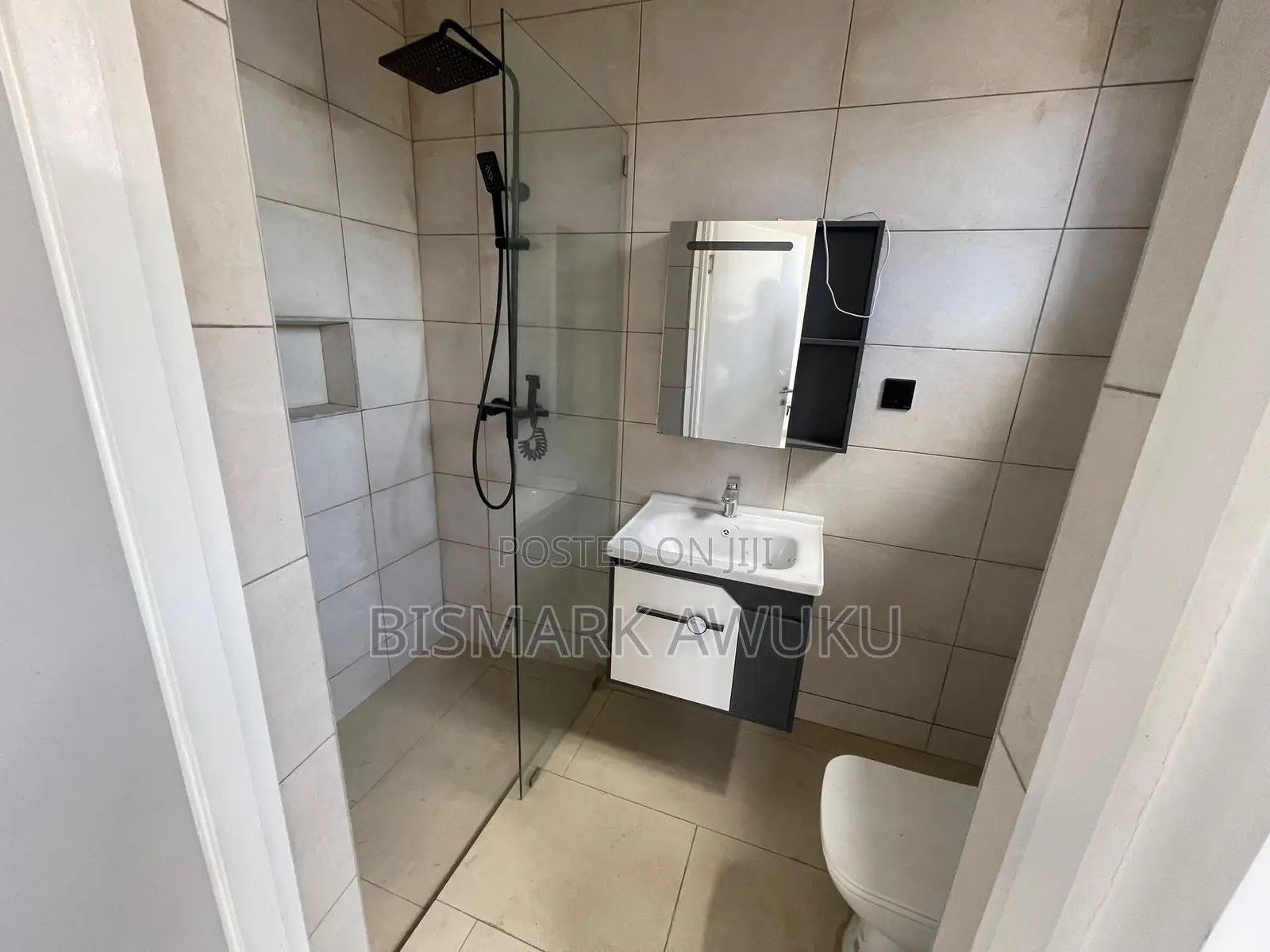 4bdrm House in East Legon for rent