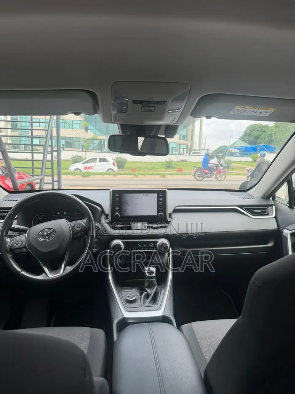 Toyota RAV4 2021 Silver