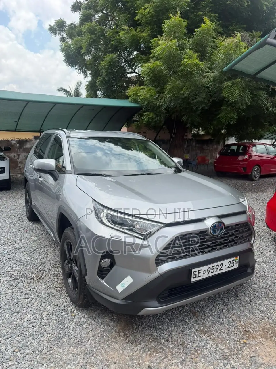 Toyota RAV4 2021 Silver