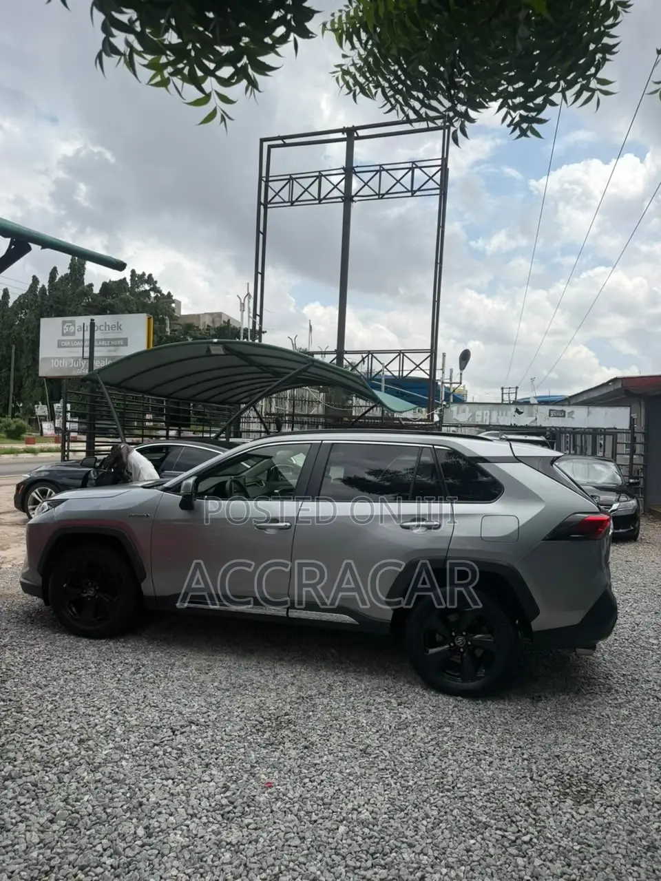 Toyota RAV4 2021 Silver