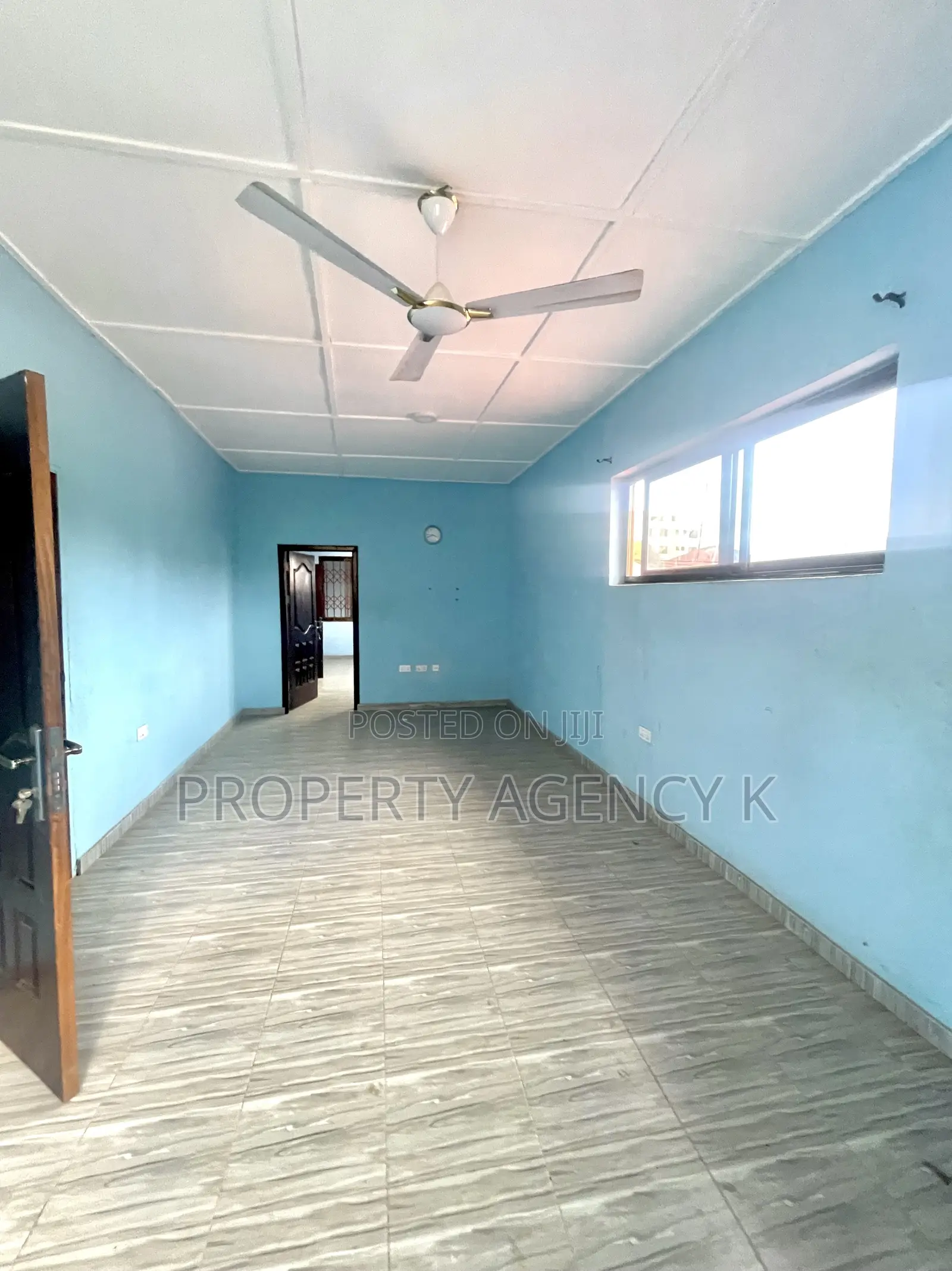 4bdrm Apartment in Avl Props, Old Barrier for rent