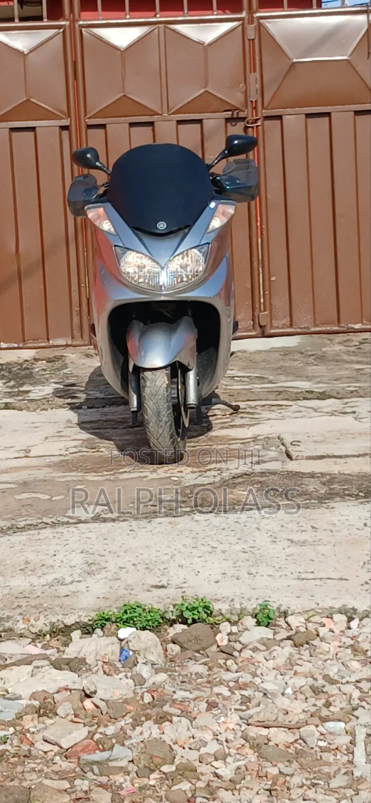 Yamaha Majesty 2010 Gray