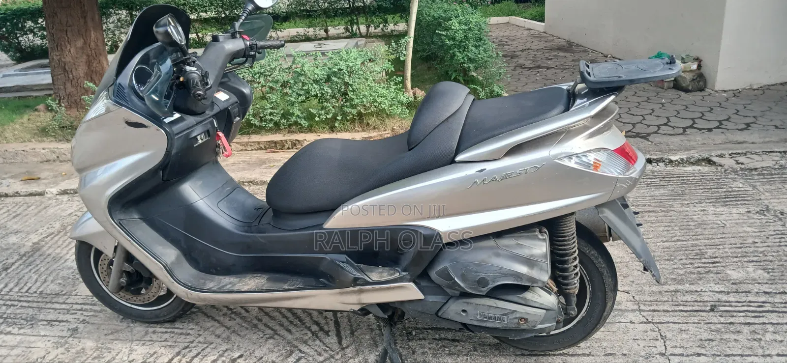 Yamaha Majesty 2010 Gray