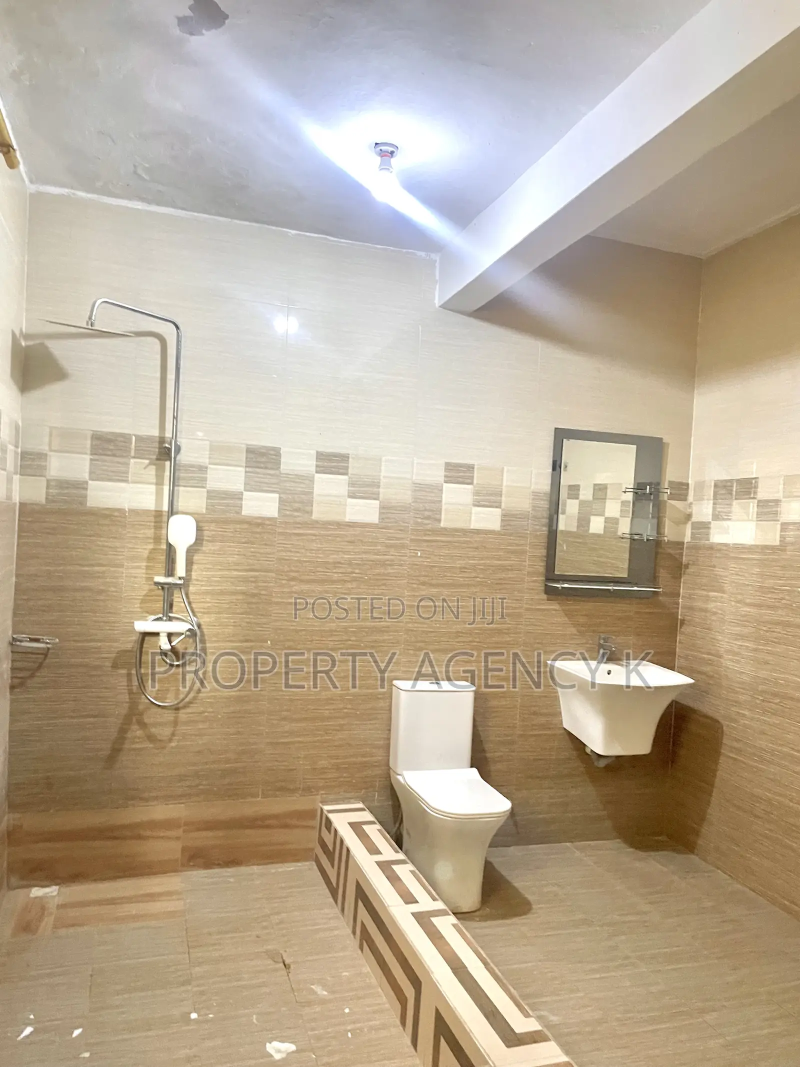 4bdrm Apartment in Avl Props, Old Barrier for rent