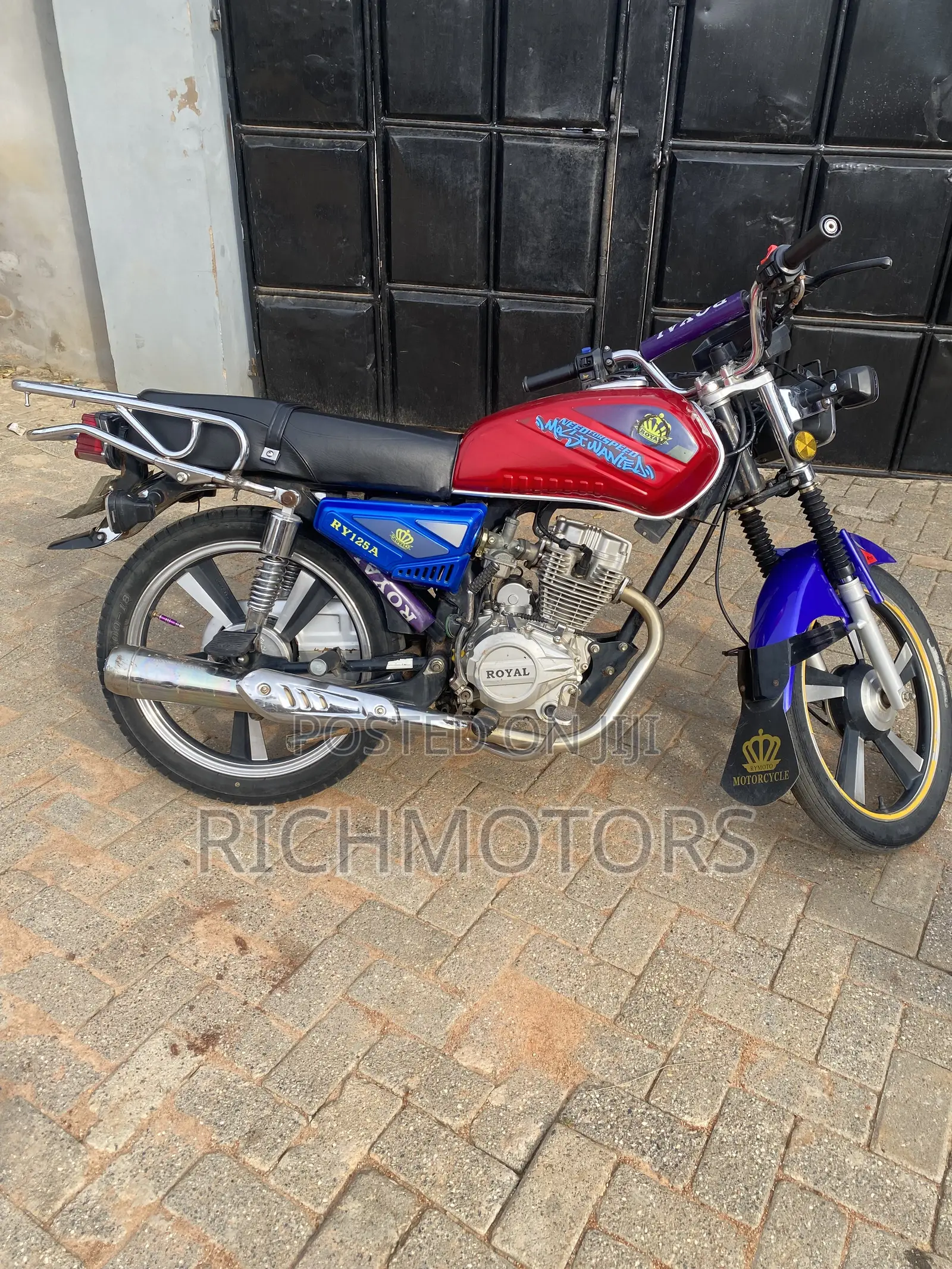 Royal RY125 2025 Red