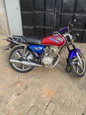 Royal RY125 2025 Red