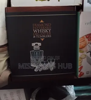 Diamond Patterned Whisky Decanter and Tumblers