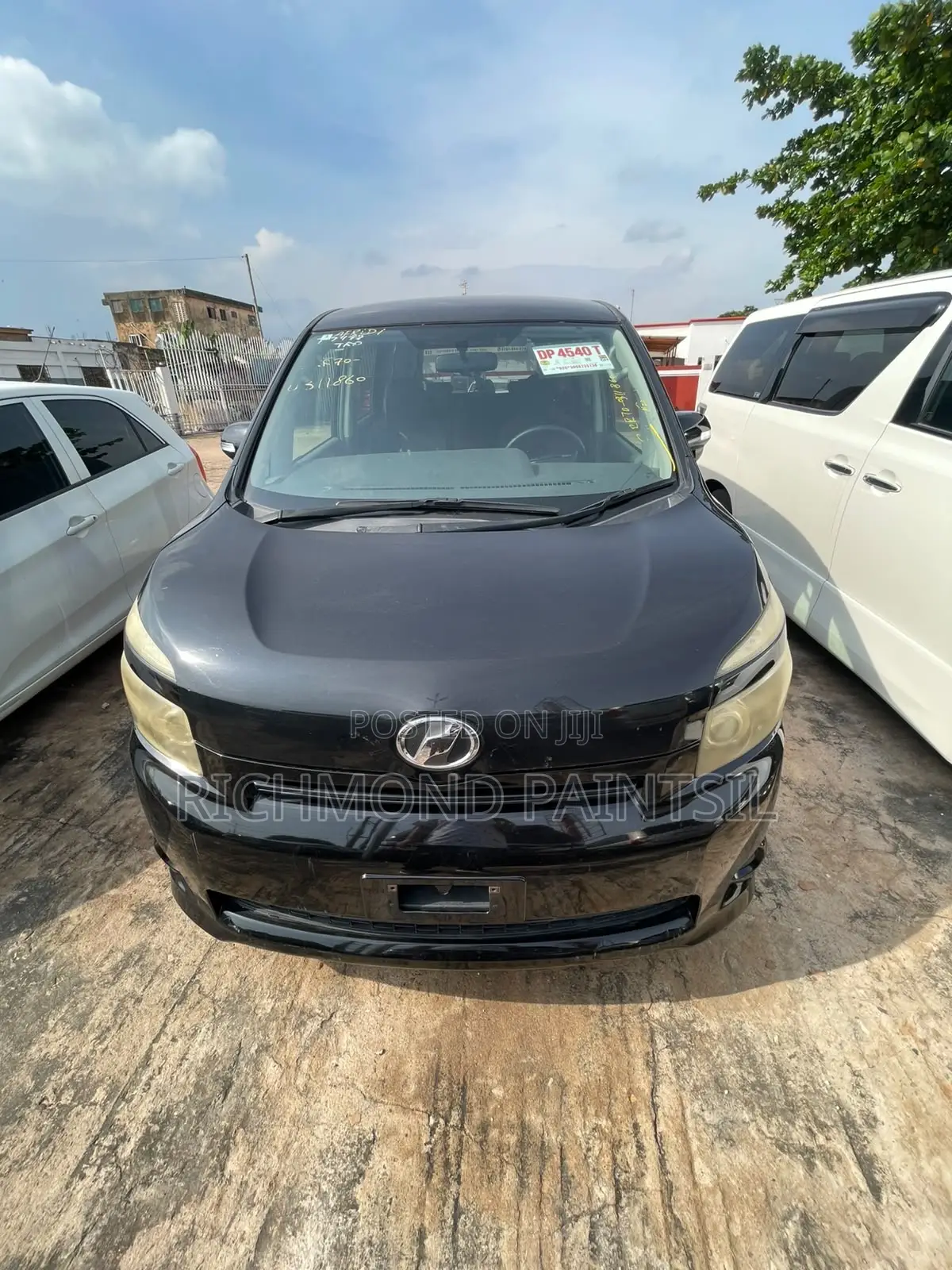 Toyota Voxy 2010 Black