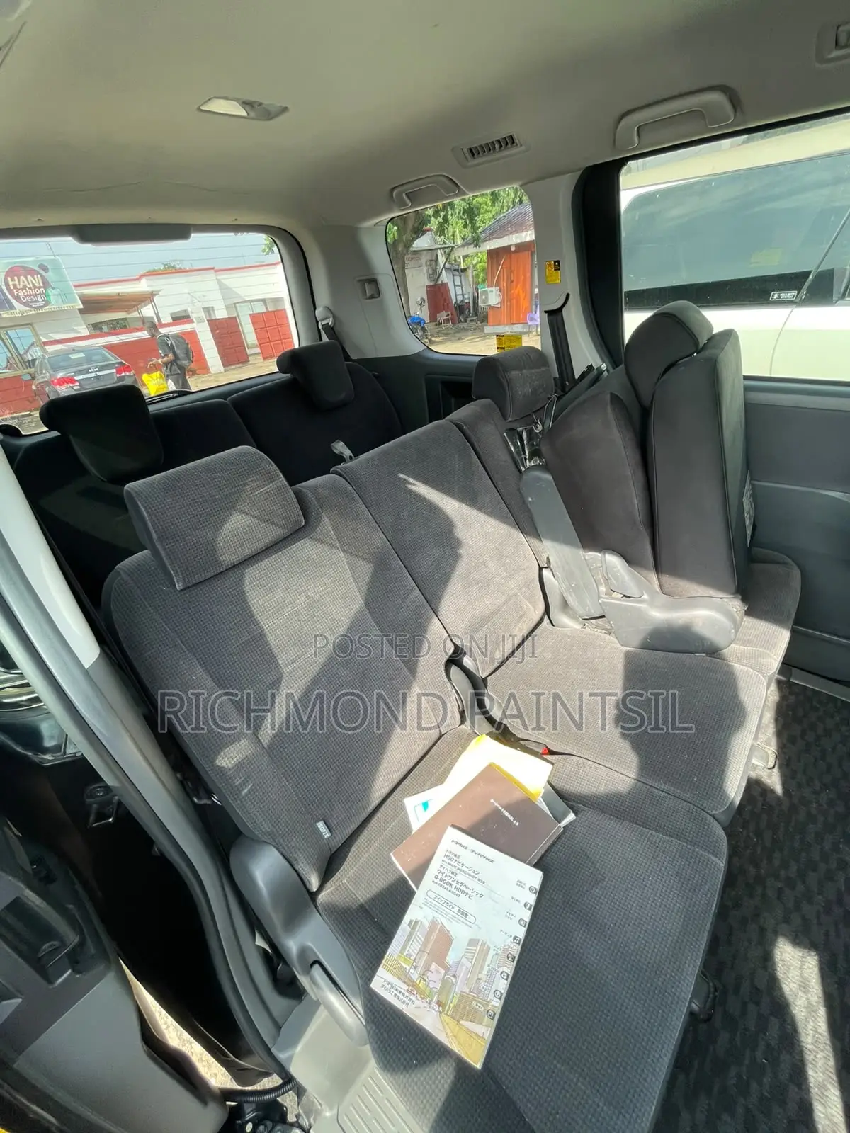Toyota Voxy 2010 Black