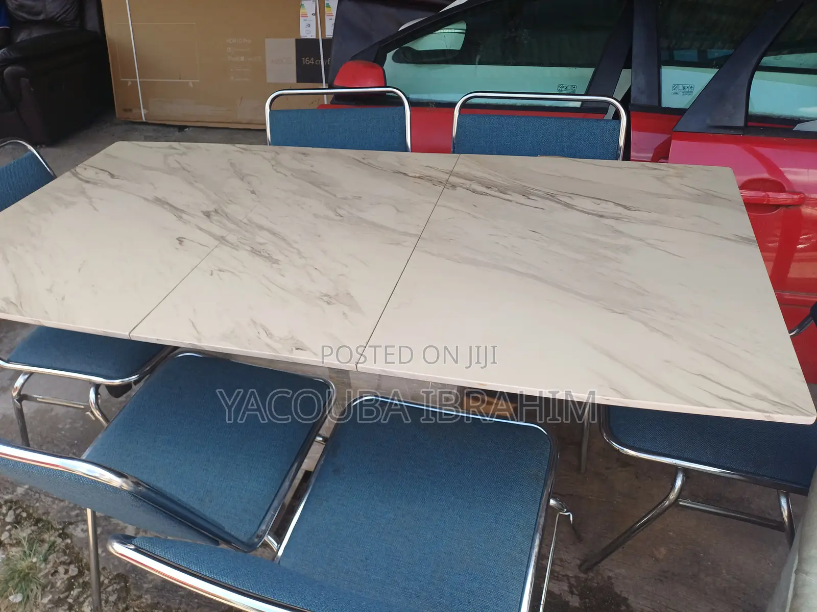 Dinning Table