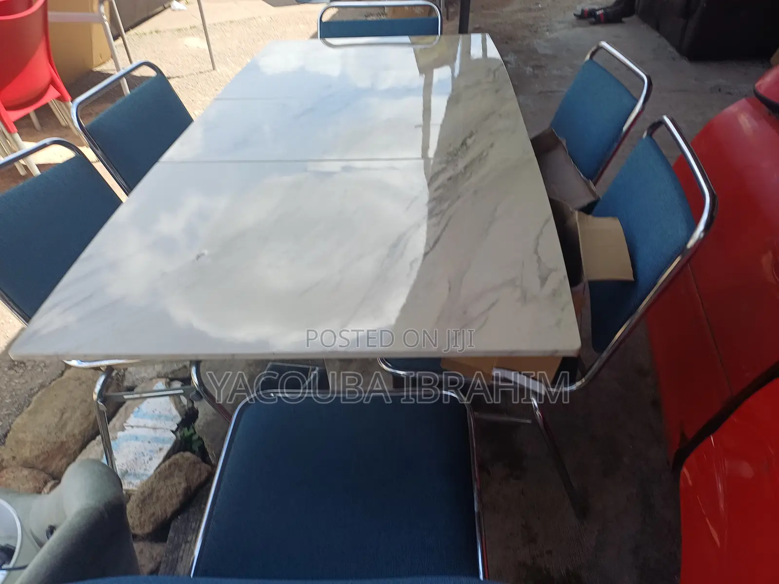 Dinning Table