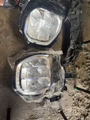 Mitsubishi Outlander 2023-25 Headlight 1