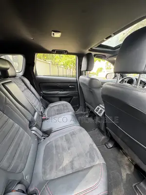 Mitsubishi Outlander SEL S-AWC 2020 Gray