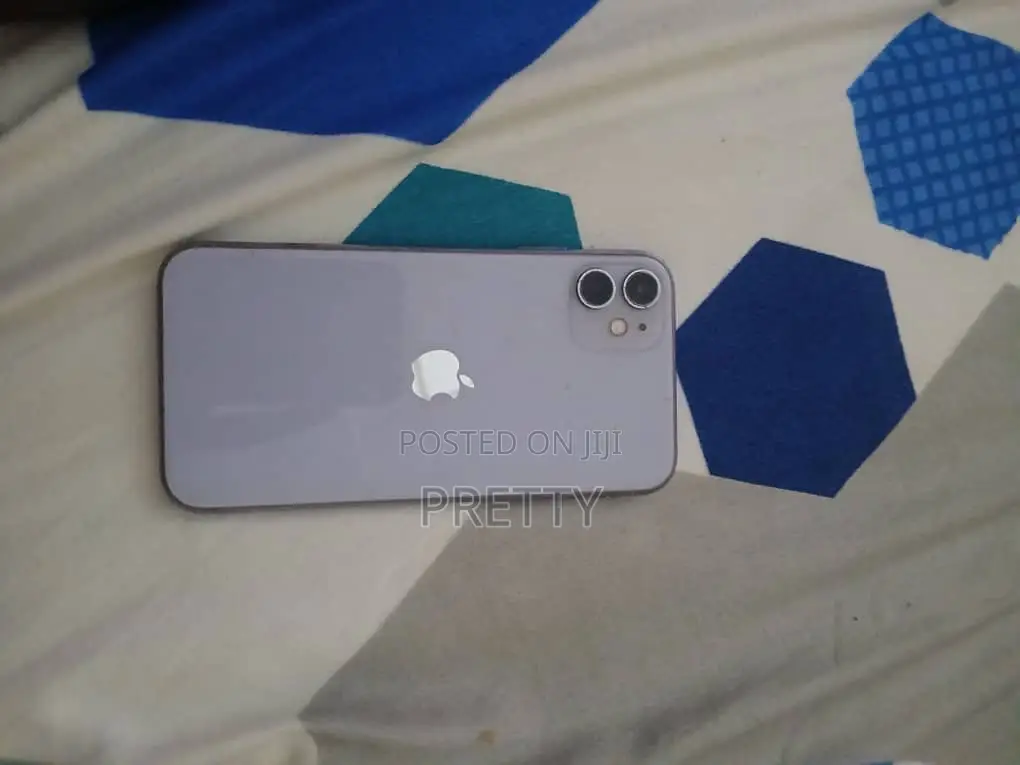 Apple iPhone 11 64 GB Purple