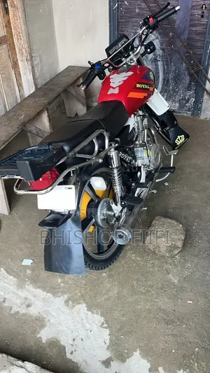 Royal RY125 2025 Red