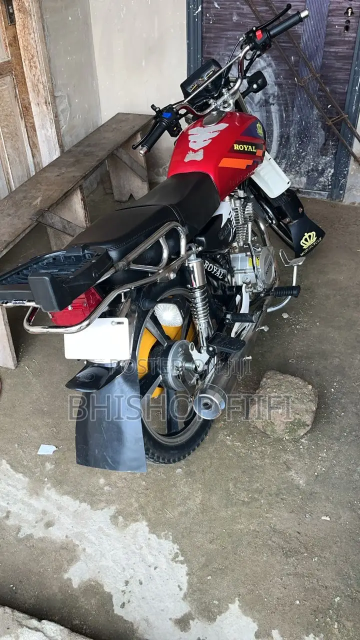 Royal RY125 2025 Red