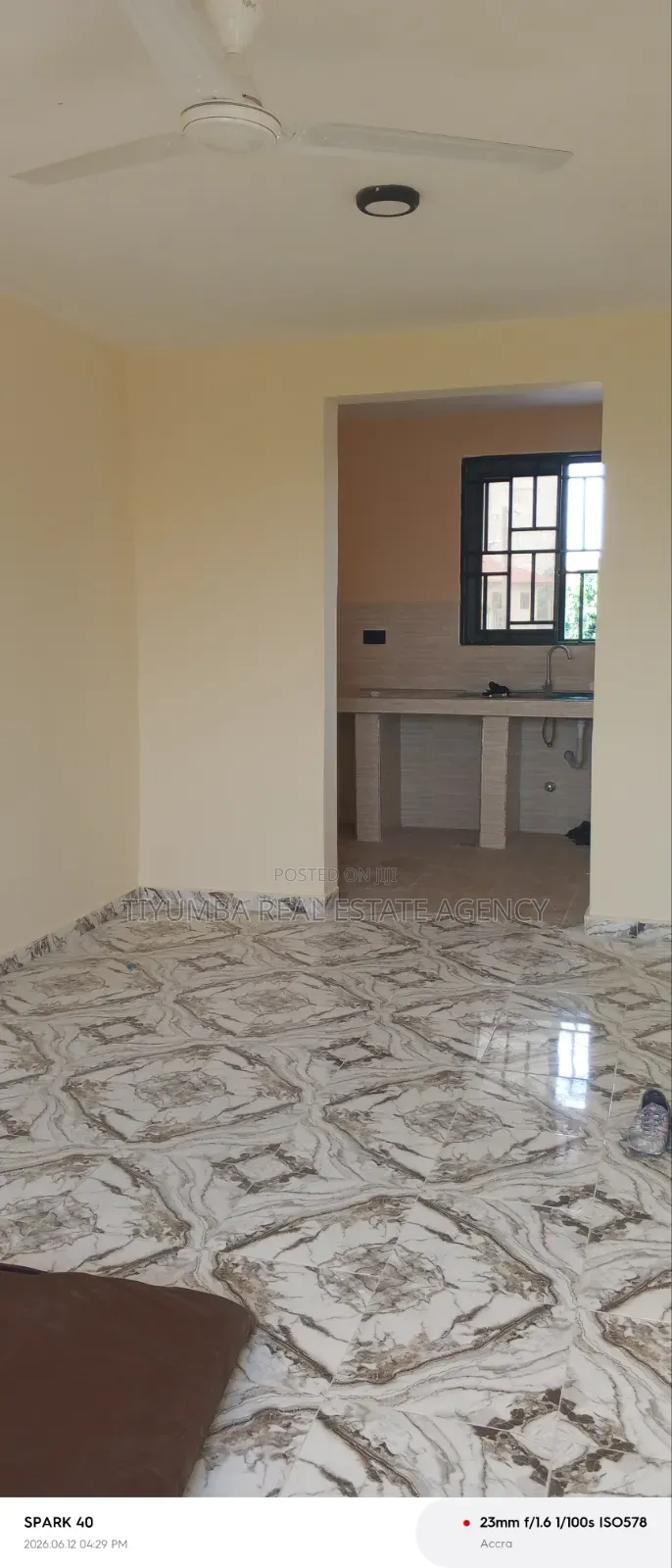 2bdrm Apartment in Tiyumba Real Estate., for rent