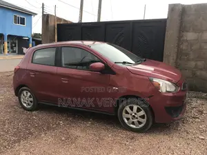 Mitsubishi Mirage SE 2017 Red