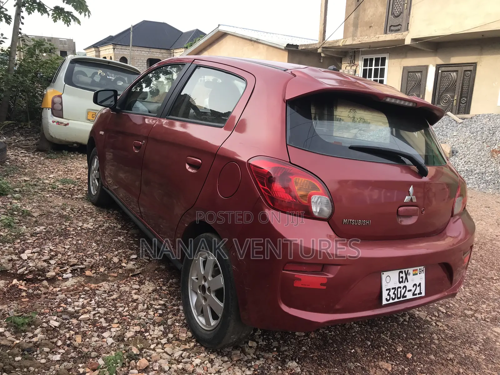 Mitsubishi Mirage SE 2017 Red