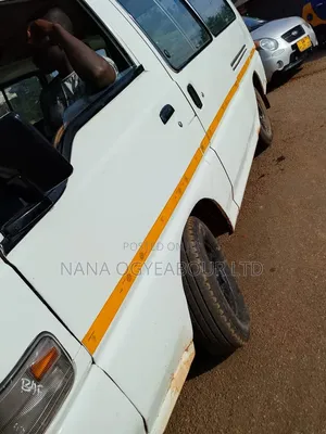 Mitsubishi L400 2009 White