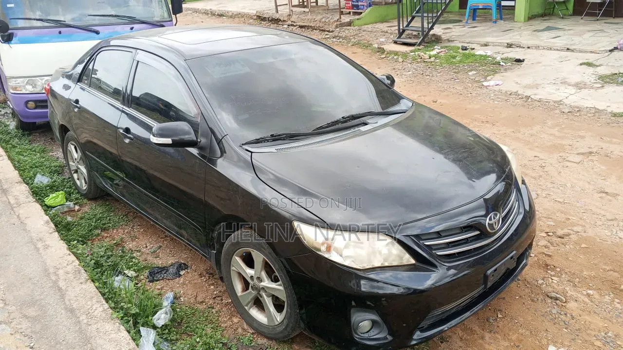 Toyota Corolla 2011 Black