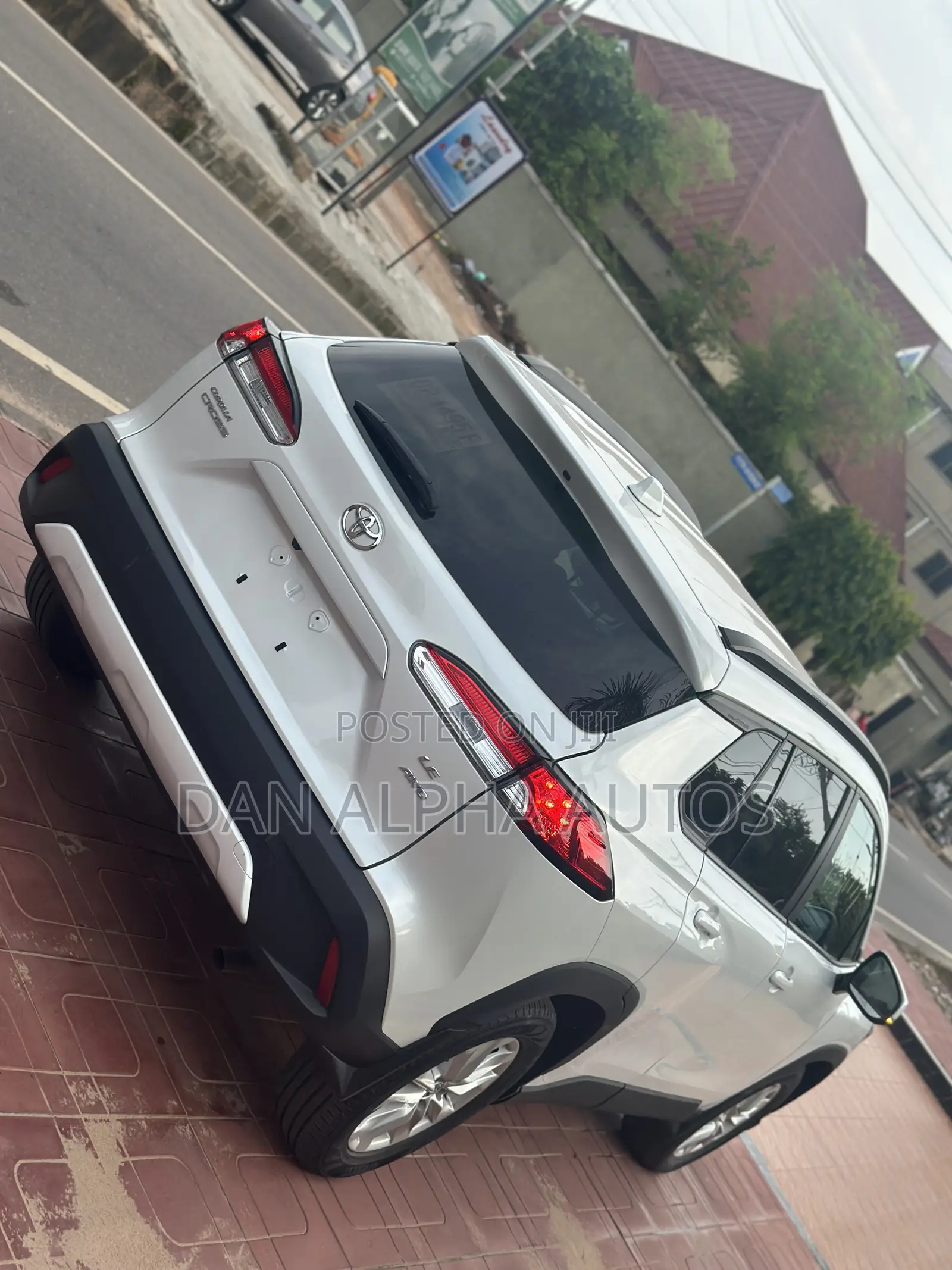 Toyota Corolla Cross 2024 White