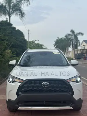 Toyota Corolla Cross 2024 White