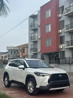 Toyota Corolla Cross 2024 White