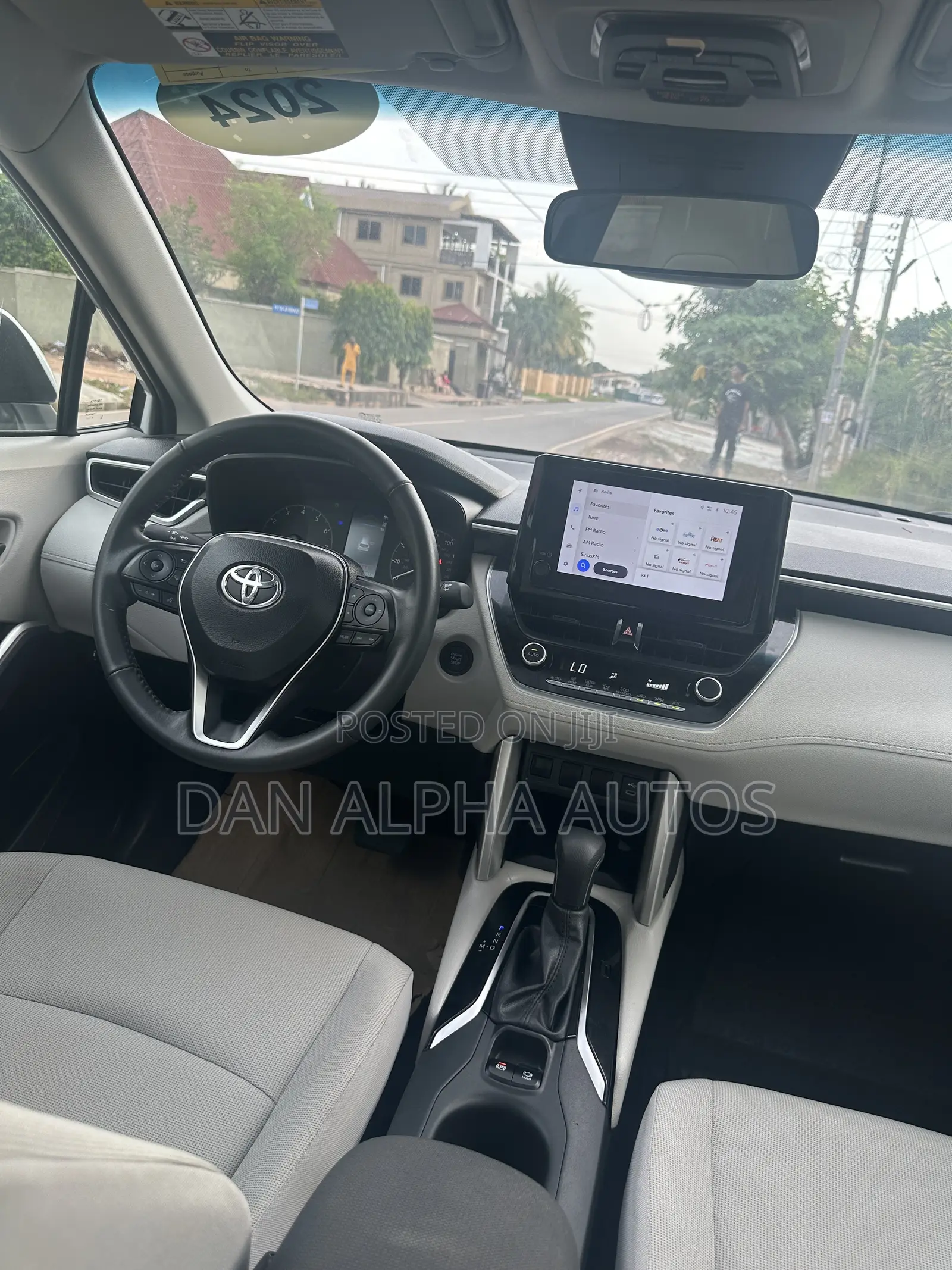 Toyota Corolla Cross 2024 White