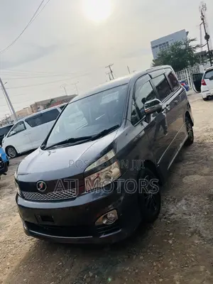 Toyota Voxy 2012 Gray