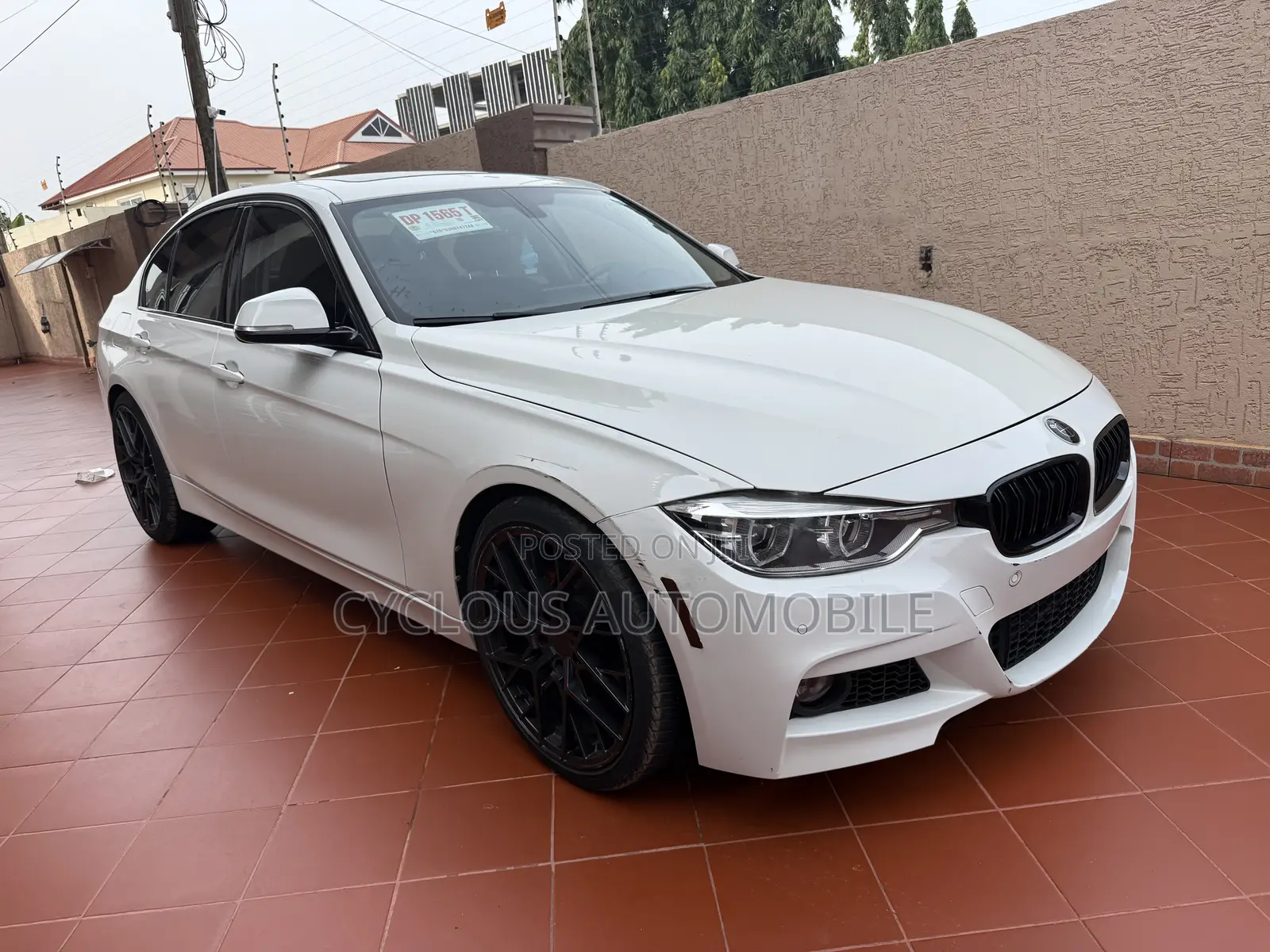 BMW 3 Series 320i RWD 2017 White