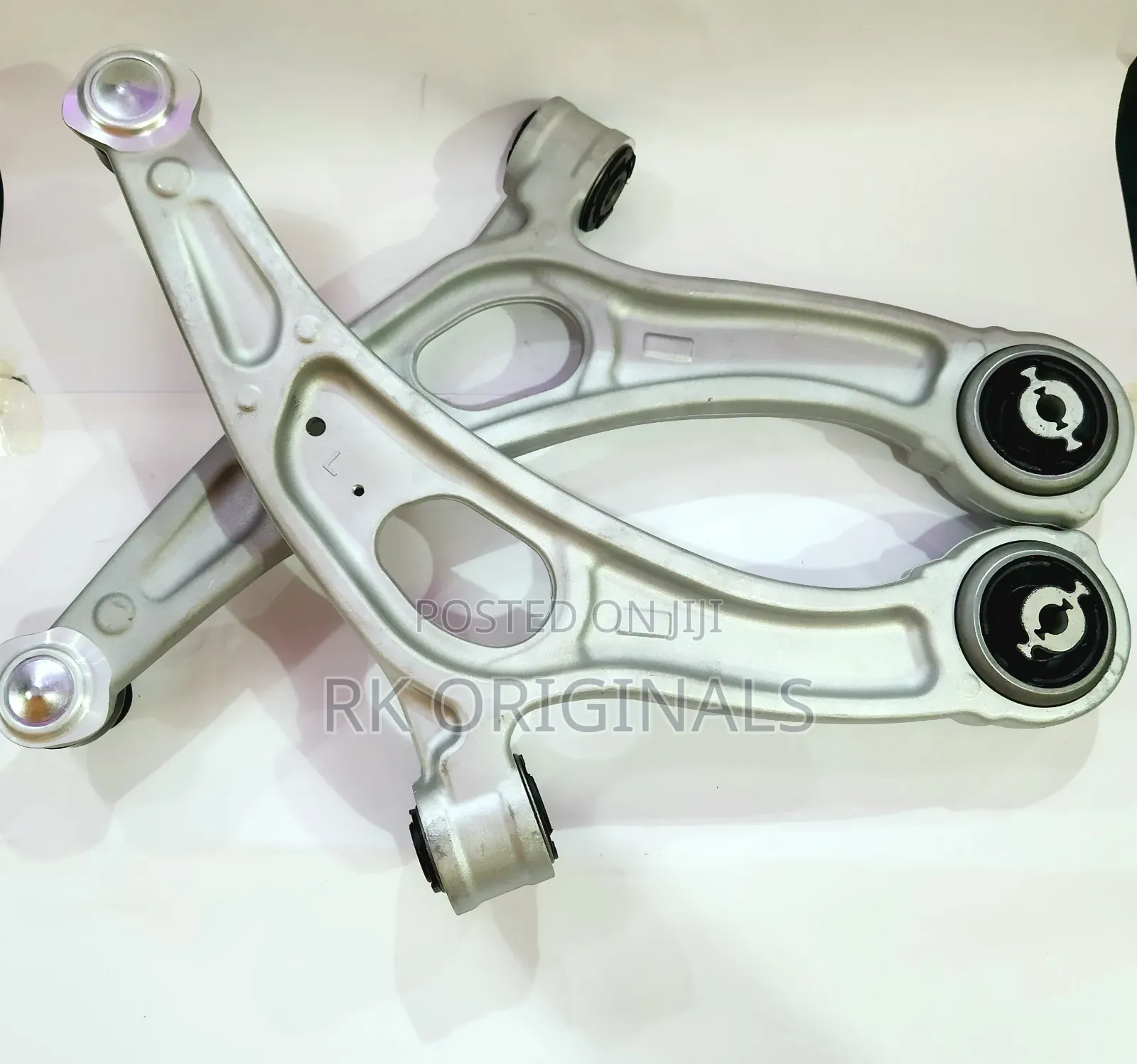 Escape/Bronco 2020-2025 Motorcraft Lower Arms Pair From Usa
