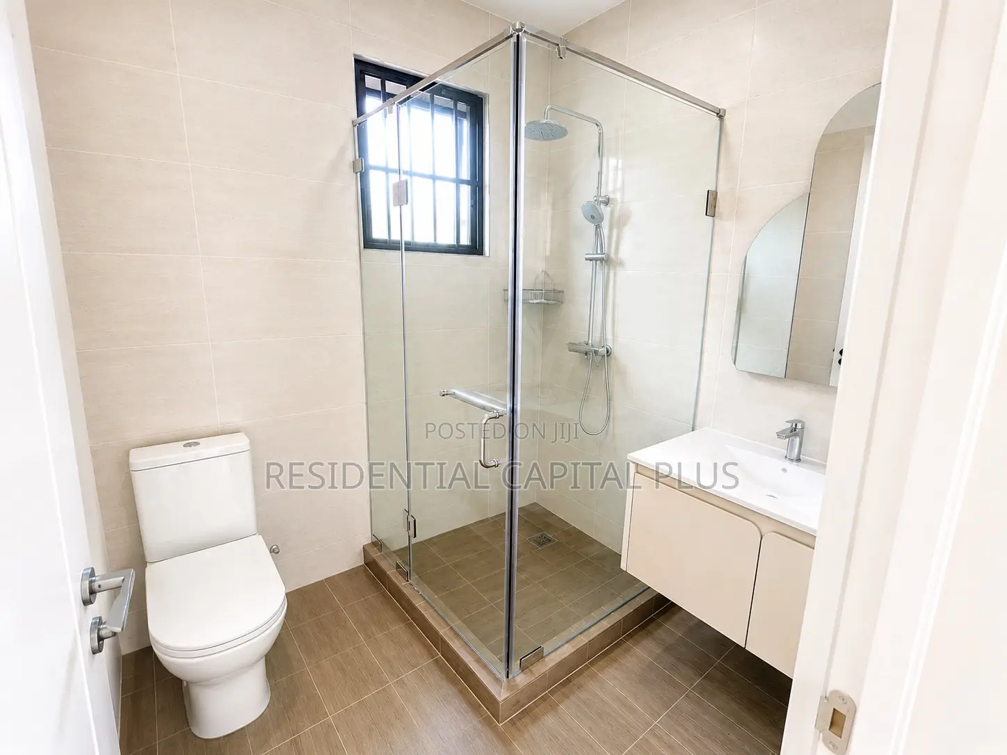 4bdrm House in American House, East Legon for rent