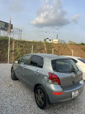 Toyota Yaris 2011