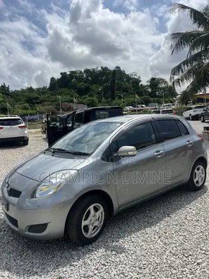 Toyota Vitz 2010